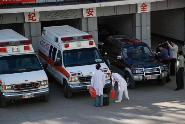 亚东县救护车转院